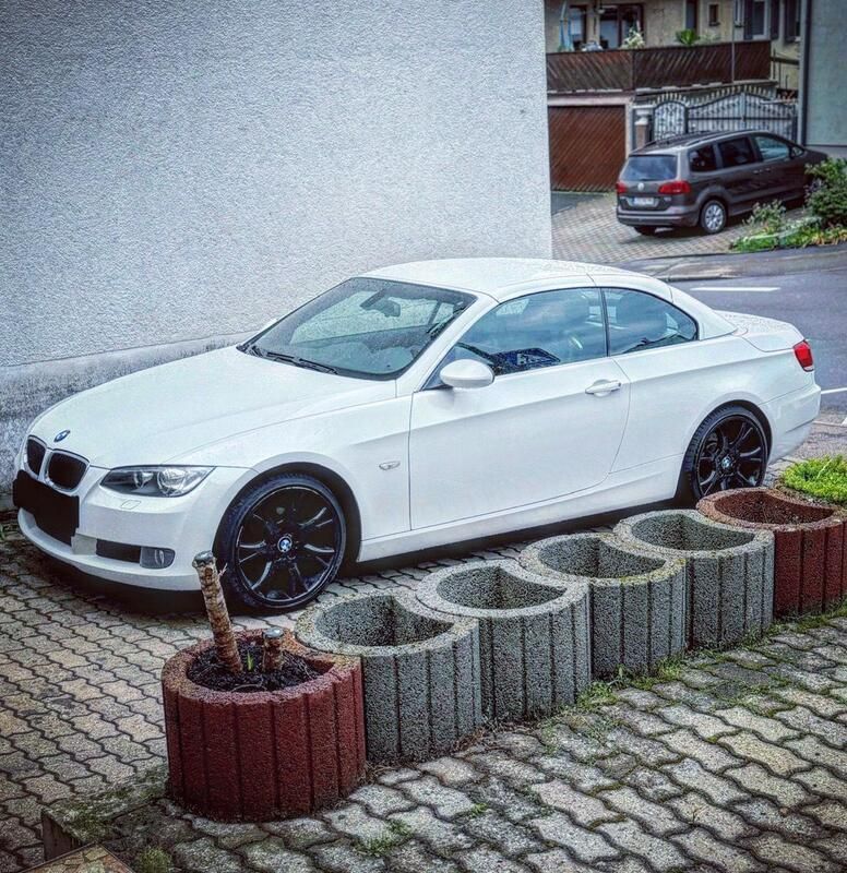 Weiß Gebraucht 2008 BMW 320 Cabriolet Cabrio | 10.750 € - Bild 1/4
