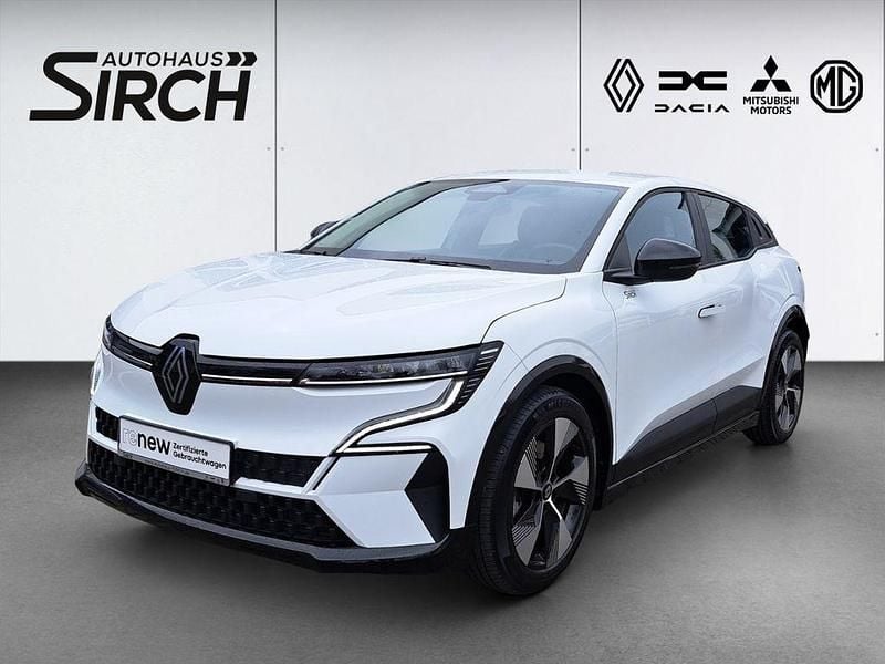 Arktisweiß Gebraucht 2022 Renault Mégane Equilibre Limousine | 18.990 € (Guter Preis) - Bild 1/4