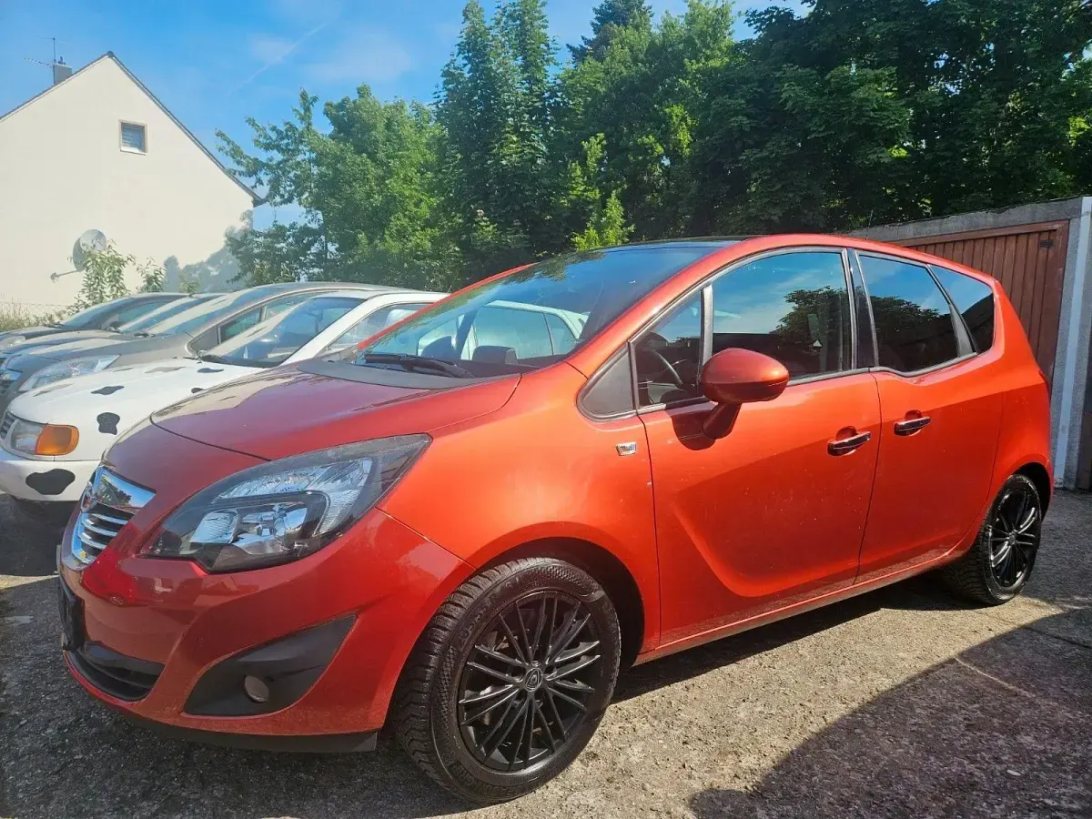 Gebraucht Opel Meriva Innovation 140 PS (102 kW) 2011 Rot Van / Kleinbus