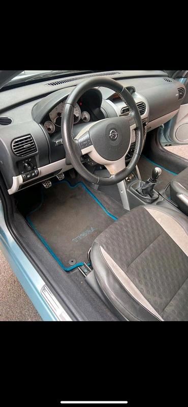 Gebraucht Opel Tigra 90 PS (66 kW) 2007 Blau Cabrio