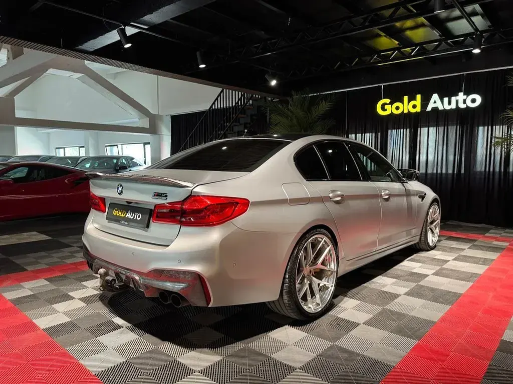 Używany BMW M5 Competition Edition 625 KM (459 kW) 2018 Srebrny Sedan/Limuzyna