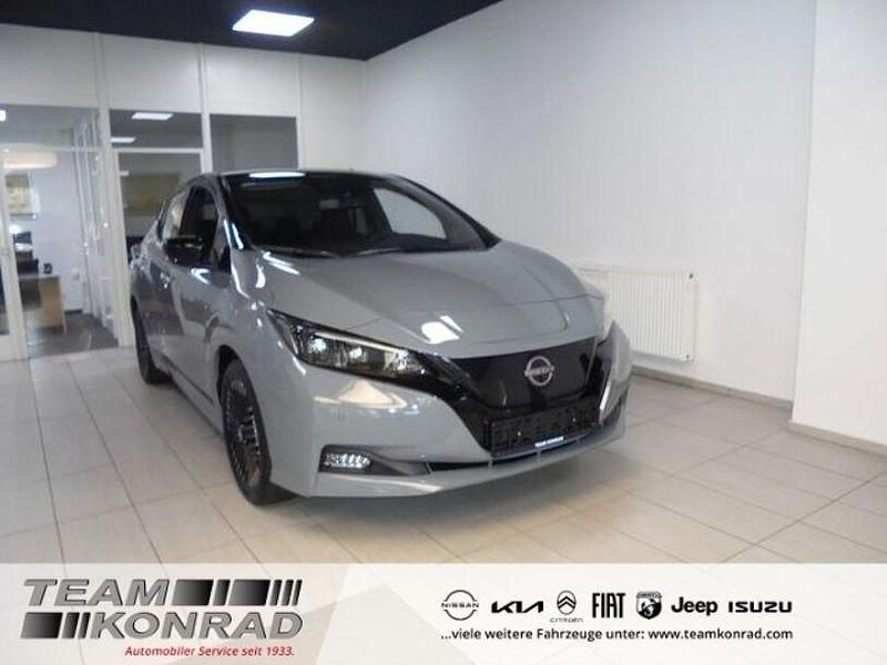 Grau Gebraucht 2024 Nissan Leaf N-Connecta Kleinwagen | 23.990 € (Etwas zu teuer) - Bild 1/4