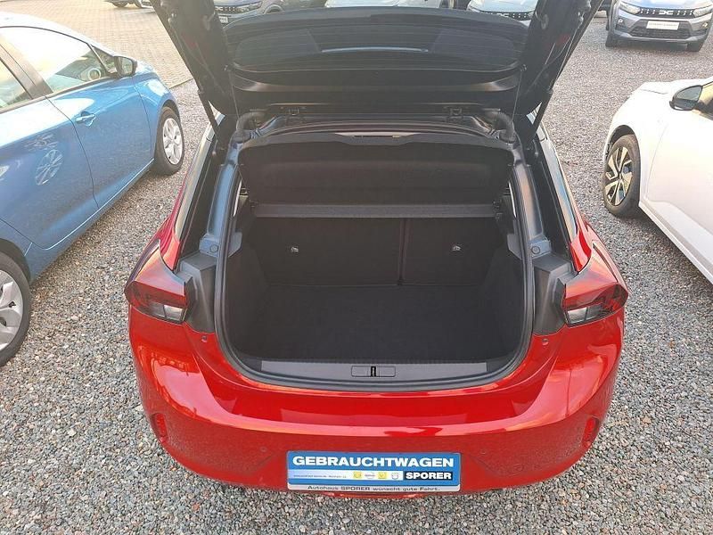 Gebraucht Opel Corsa Elegance 101 PS (74 kW) 2023 Rot (kardio rot metallic) Kleinwagen