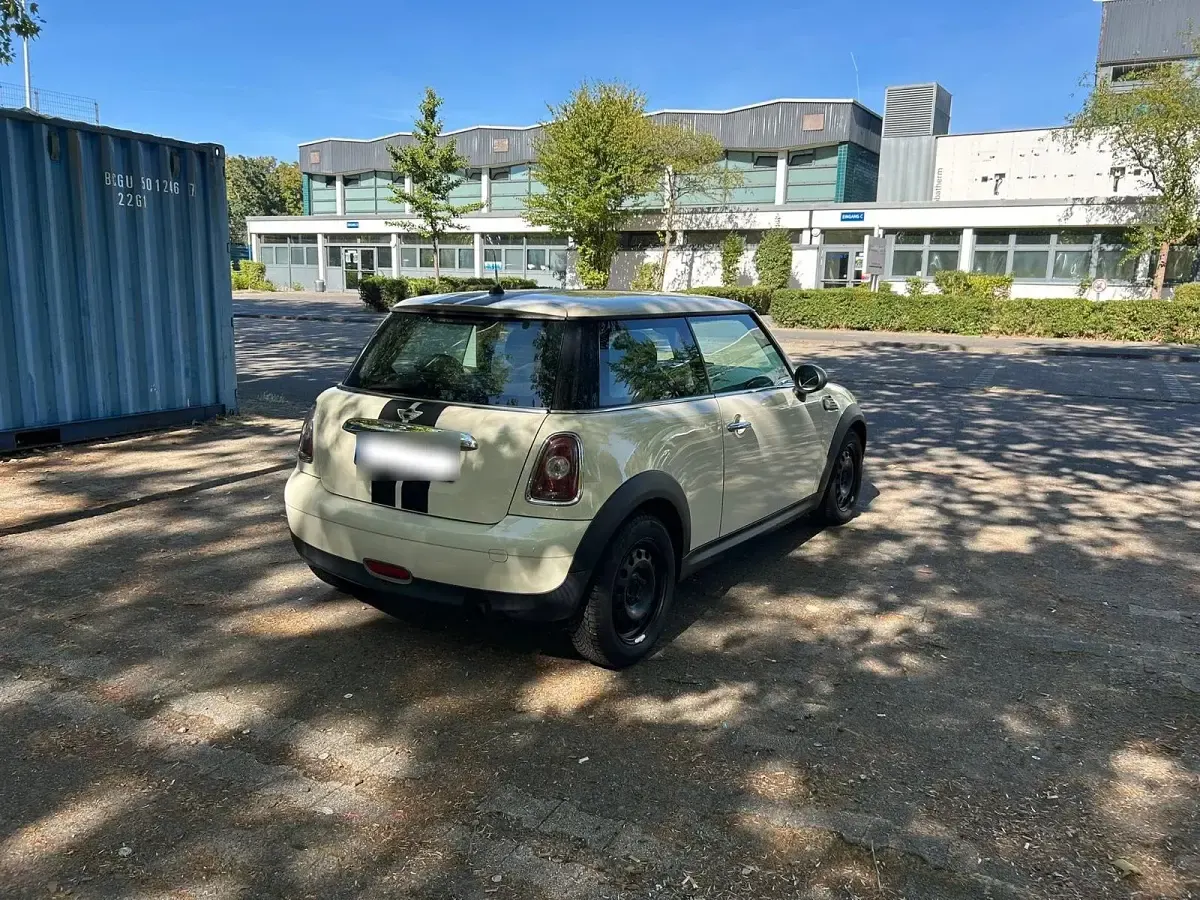 Gebraucht Mini ONE 98 PS (72 kW) 2010 Gelb Kleinwagen