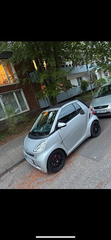 Silber Gebraucht 2012 Smart ForTwo Cabrio Cabrio | 5.600 € (Fairer Preis) - Bild 1/4