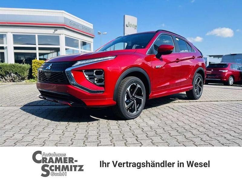 Rot Gebraucht 2024 Mitsubishi Outlander P-HEV SUV | 36.990 € - Bild 1/4