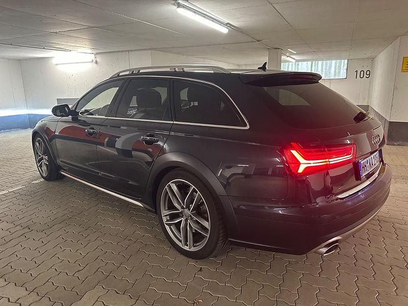 Blau Gebraucht 2018 Audi A6 Allroad Ambiente Kombi | 32.000 € (Teuer) - Bild 1/4