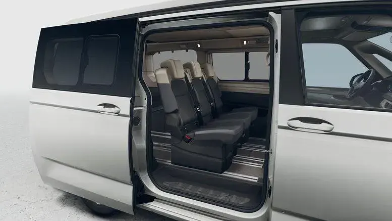 Neu VW T7 Beach 150 PS (110 kW) 2026 Candy weiß Van
