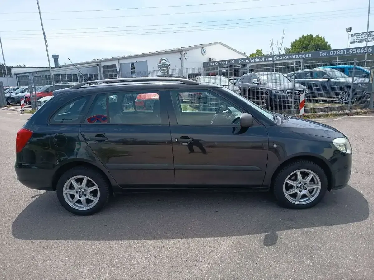 Gebraucht Skoda Fabia Cool Edition 86 PS (63 kW) 2010 Cerna magic/black magic Kombi