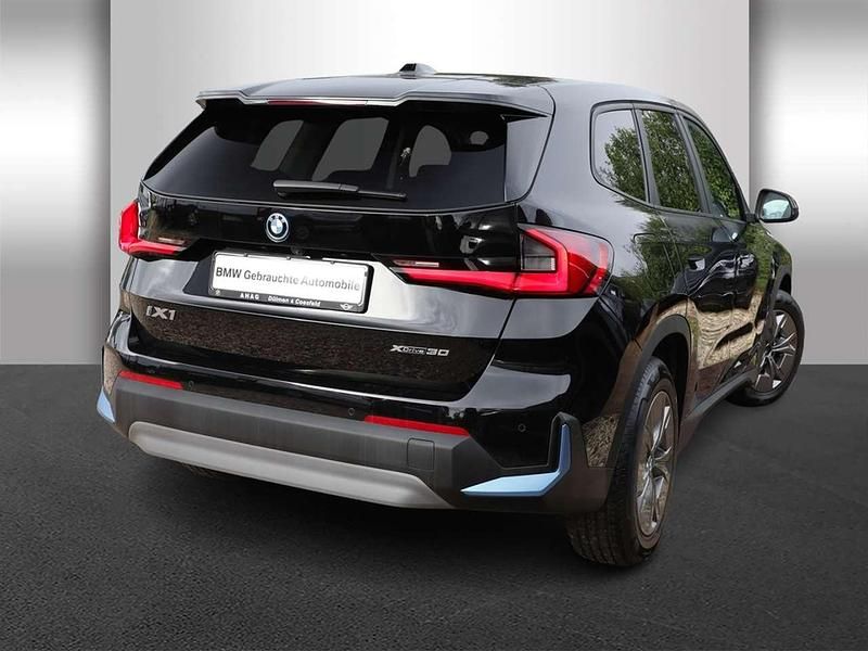 Gebraucht BMW iX1 230 kW (313 PS) 2023 Schwarz ii SUV