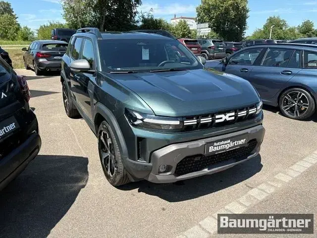 Gebraucht Dacia Duster Journey 131 PS (96 kW) 2025 Zedergrün metallic SUV