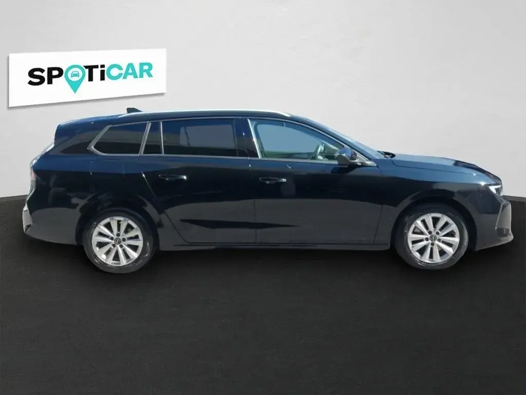 Gebraucht Opel Astra Elegance 131 PS (96 kW) 2023 Lackierung schwarz perla nera/ Kleinwagen