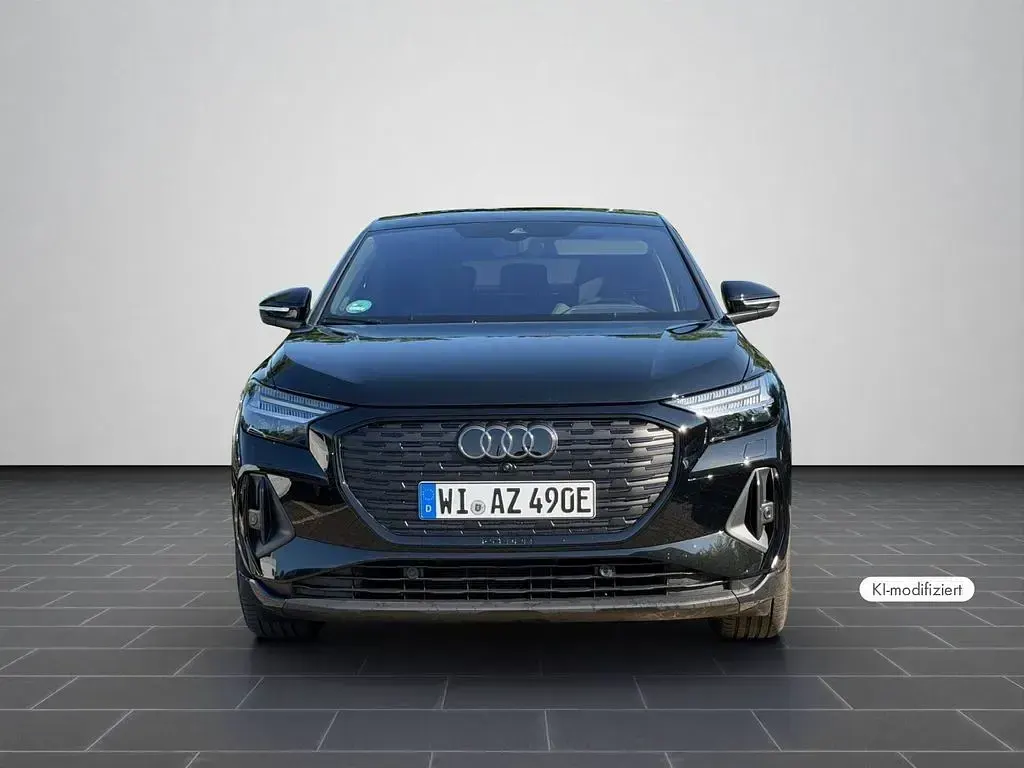 Gebraucht Audi Q4 Sportback e-tron Ambiente 250 kW (340 PS) 2026 Mythosschwarz metallic (metallic) SUV