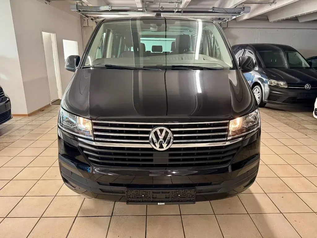 Gebraucht VW Multivan Comfortline 150 PS (110 kW) 2021 Deep black perleffekt Van / Kleinbus