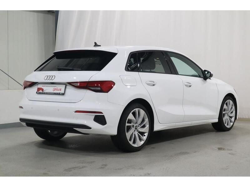 Gebraucht Audi A3 Design 110 PS (80 kW) 2023 Weiß