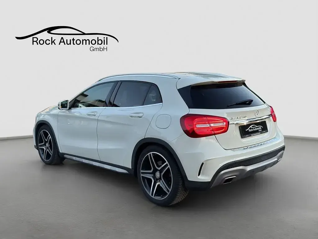 Gebraucht Mercedes GLA250 AMG line 211 PS (155 kW) 2014 Weiß SUV