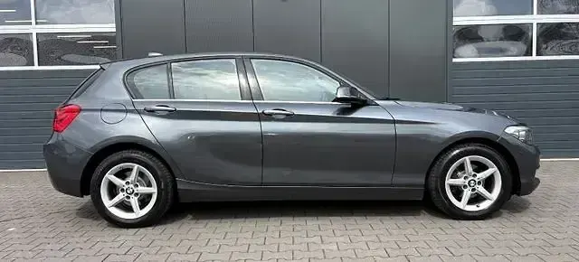Gebraucht BMW 116 Advantage 109 PS (80 kW) 2015 Grau Kleinwagen