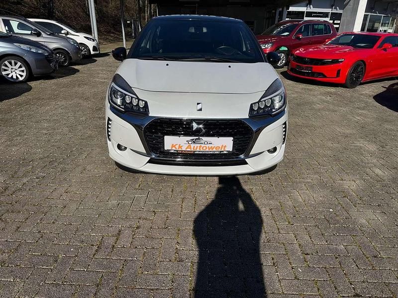 Gebraucht DS Automobiles DS3 Performance 131 PS (96 kW) 2017 Lackierung perlmuttweiss Kleinwagen