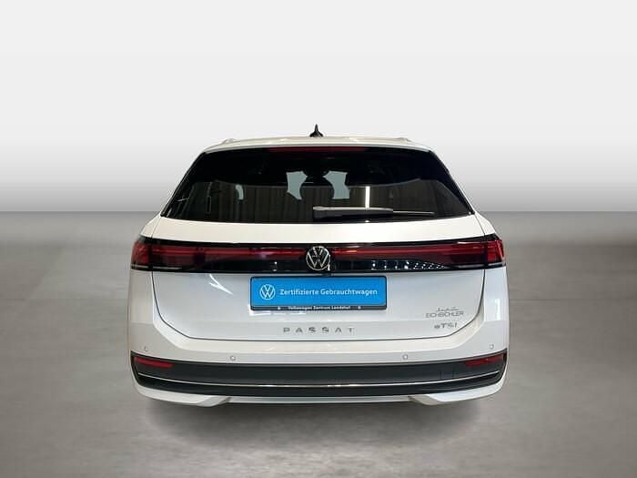 Gebraucht VW Passat Business 150 PS (110 kW) 2025 Oryxweiss perlmutteffekt Kombi