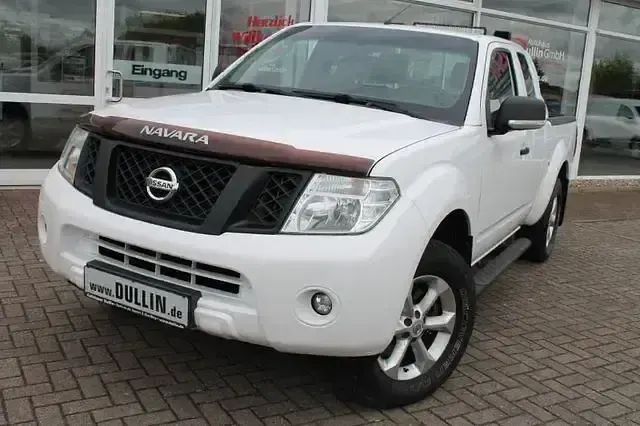 Gebraucht Nissan Navara XE 144 PS (105 kW) 2016 False Pickup