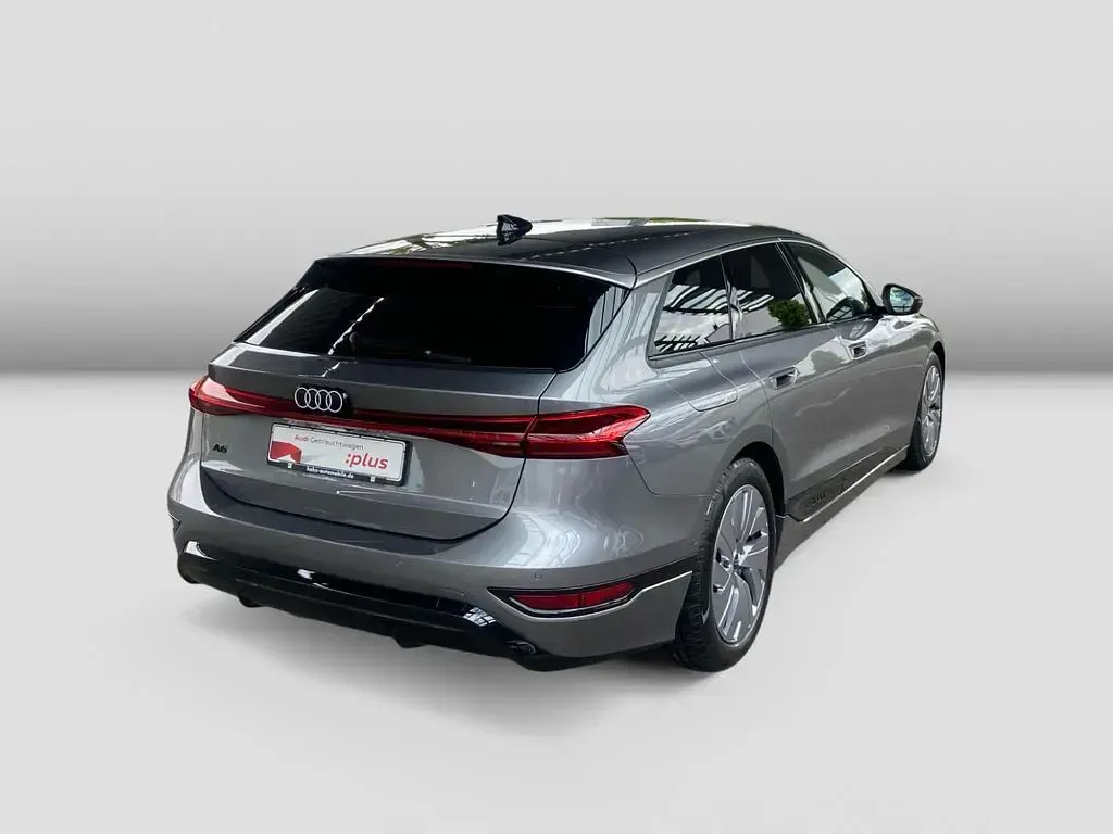 Begagnad Audi A6 e-tron Ambiente 210 kW (286 HK) 2025 Grå Kombi