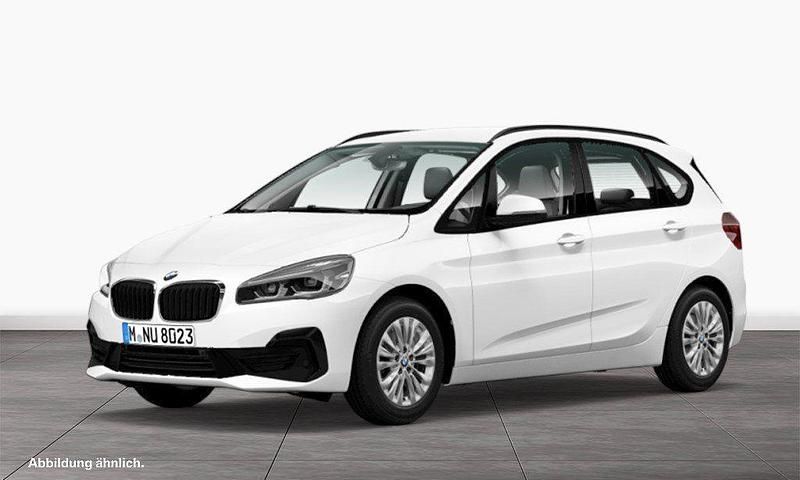 Weiß Gebraucht 2021 BMW 218 Active Tourer Advantage Van / Kleinbus | 20.590 € (Fairer Preis) - Bild 1/3