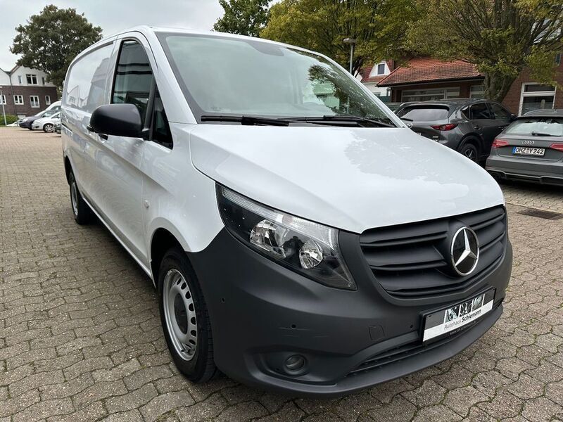 Gebraucht Mercedes Vito 163 PS (119 kW) 2022 9147 arktikweiß Van