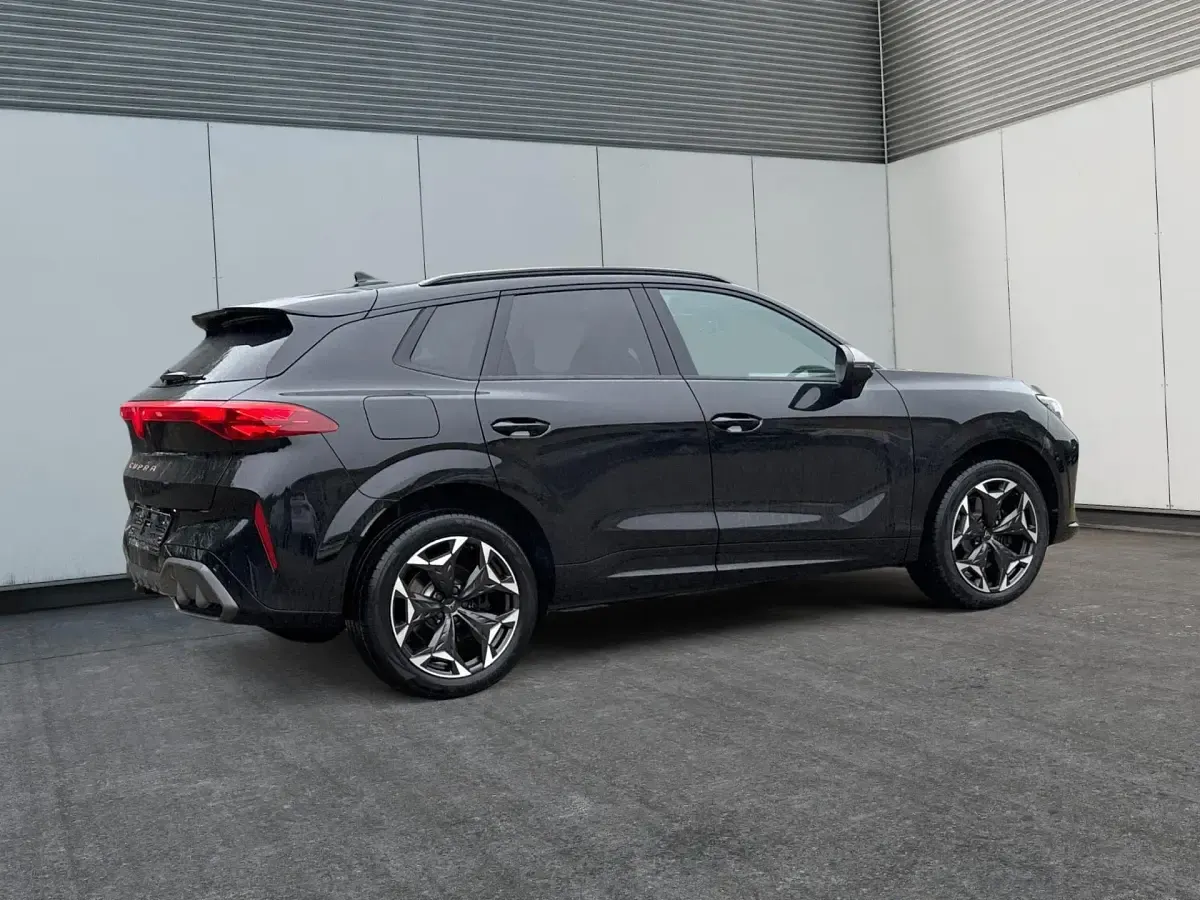 Neu Cupra Terramar VZ 265 PS (194 kW) 2025 Midnight schwarz metallic SUV