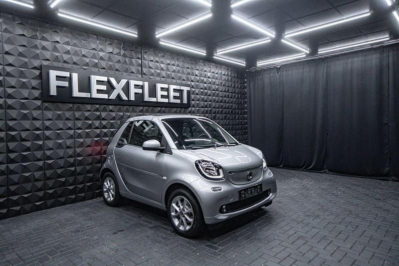 Gebraucht Smart ForTwo Cabrio Passion 90 PS (66 kW) 2019 Silber Cabrio