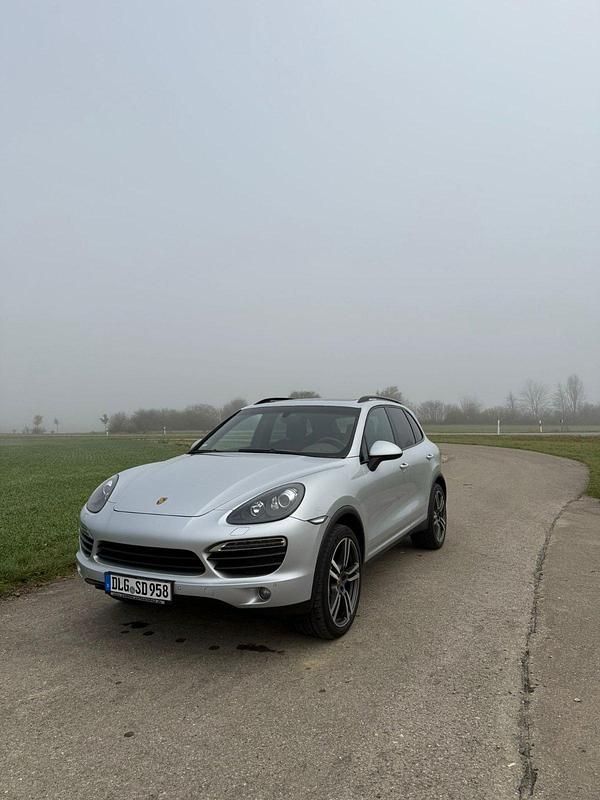 Gebraucht Porsche Cayenne S 400 PS (294 kW) 2012 Silber SUV