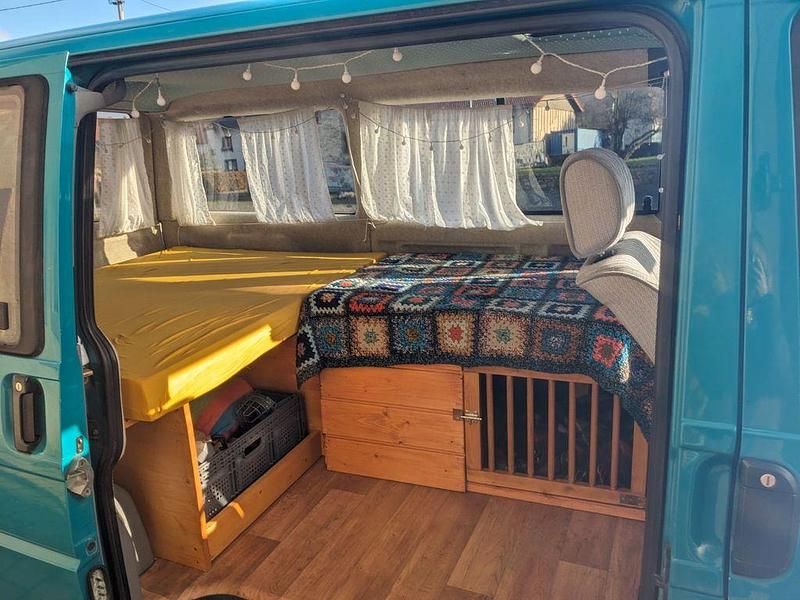 Second-hand VW T4 77 CP (56 kW) 1993 Verde Van