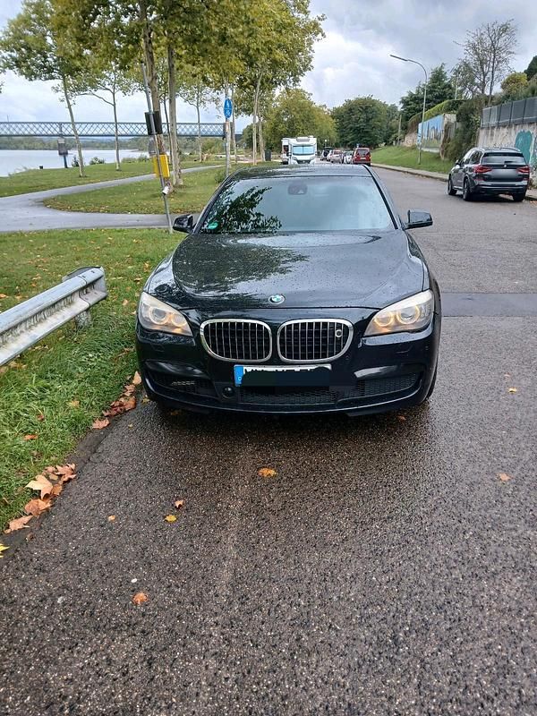 Gebraucht BMW 750 409 PS (300 kW) 2010 Limousine