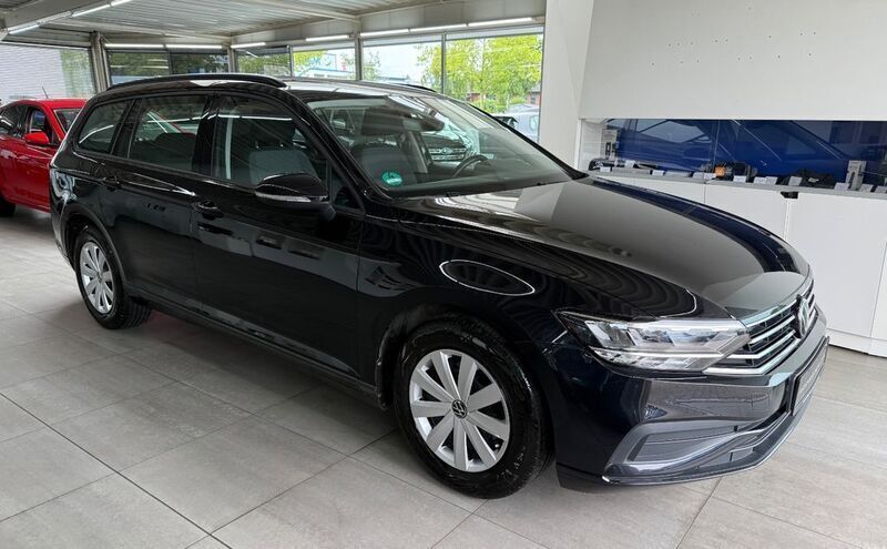 Schwarz Gebraucht 2022 VW Passat Limousine | 19.790 € (Superpreis) - Bild 1/4
