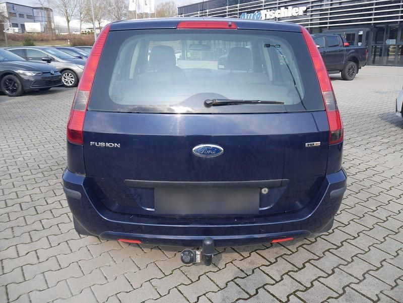 Gebraucht Ford Fusion 68 PS (50 kW) 2004 Blau Kleinwagen