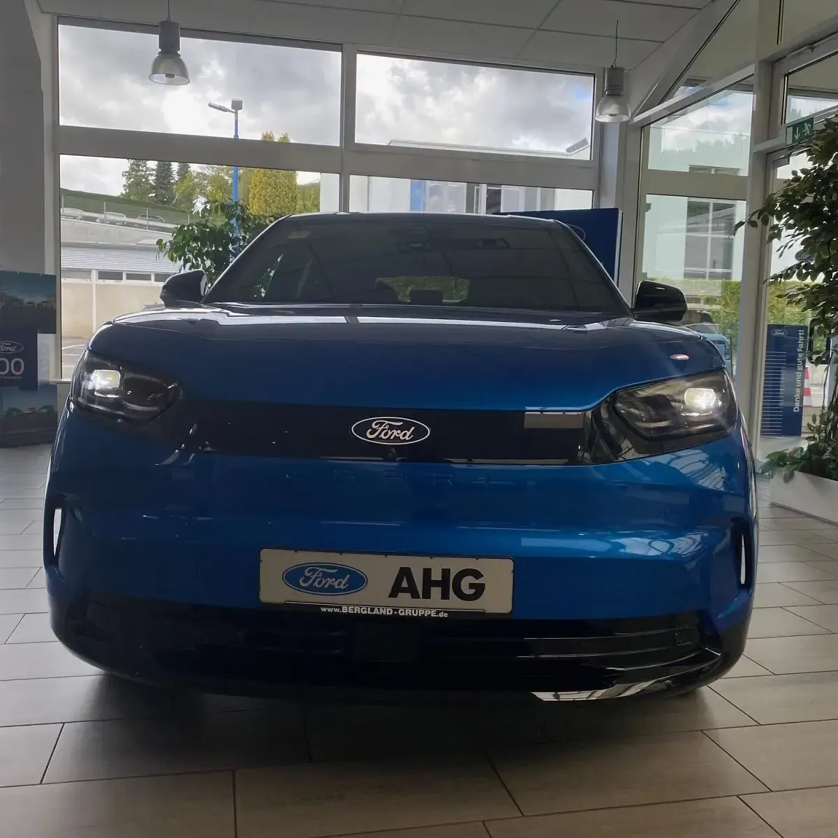 Neu Ford Capri Select 250 kW (340 PS) 2026 Blue my mind metallic blau SUV