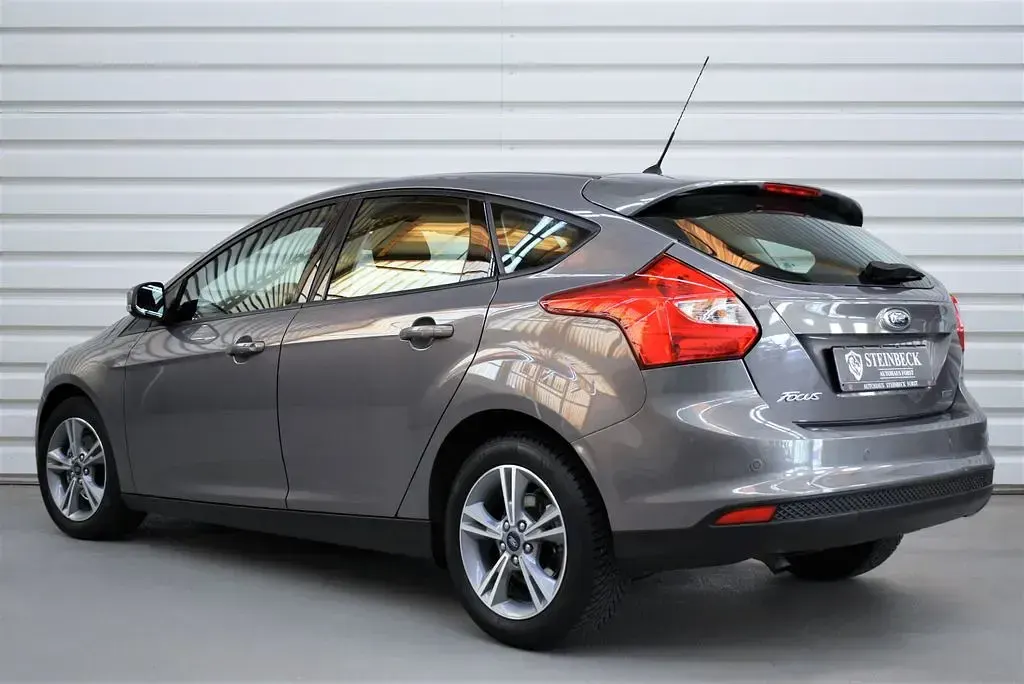 Gebraucht Ford Focus SYNC Edition 101 PS (74 kW) 2014 Grau Limousine