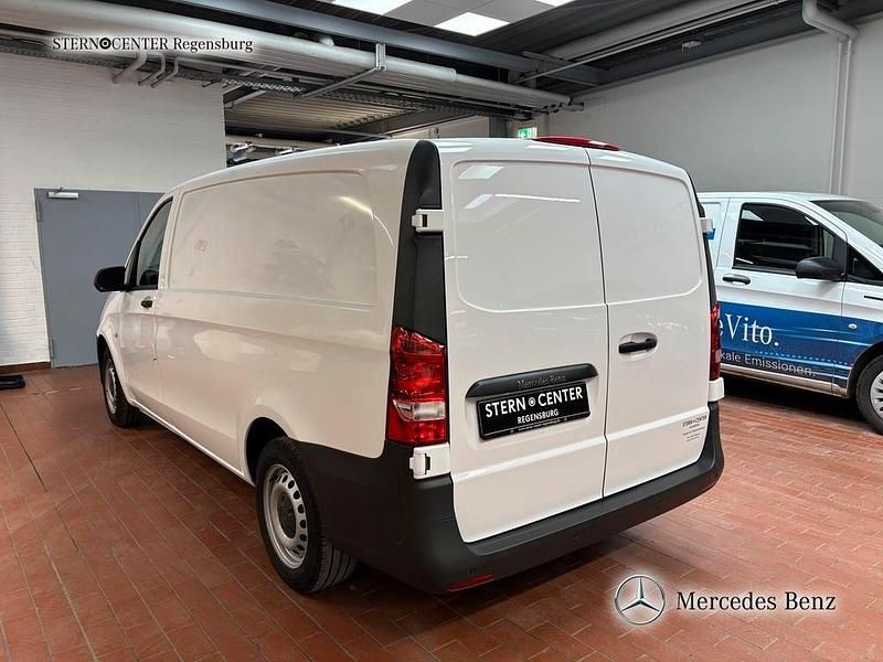 Gebraucht Mercedes Vito 136 PS (100 kW) 2019 Weiß Van