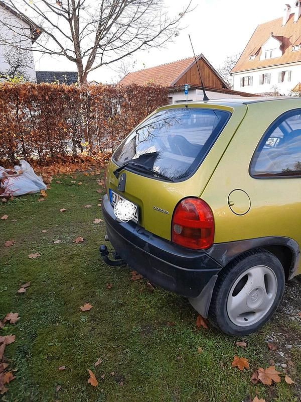 Gelb Gebraucht 1997 Opel Corsa Kleinwagen | 350 € (Superpreis) - Bild 1/4