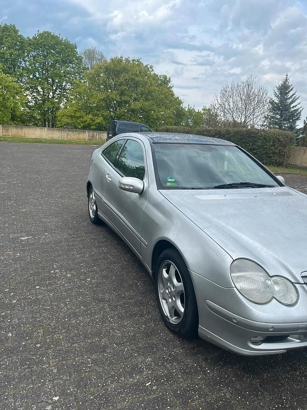 Usata Mercedes C230 197 CV (144 kW) 2001 Argento Coupé
