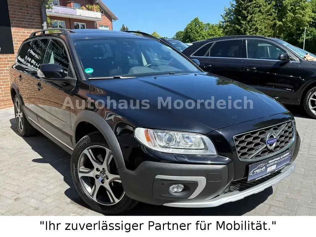 Gebraucht Volvo XC70 Summum 215 PS (158 kW) 2015 Schwarz Kombi
