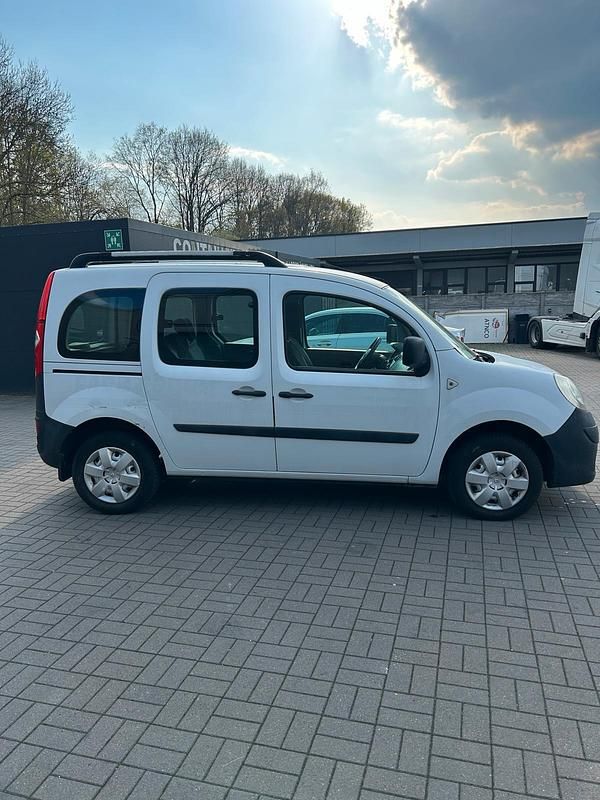 Gebraucht Renault Kangoo 106 PS (77 kW) 2008 Weiß Van / Kleinbus