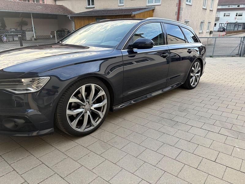 Gebraucht Audi A6 Ambiente 190 PS (139 kW) 2016 Blau Kombi