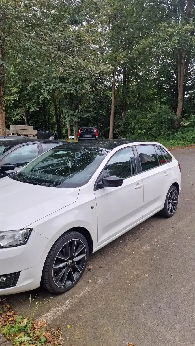 Gebraucht Skoda Rapid 122 PS (89 kW) 2014 Weiß Kleinwagen