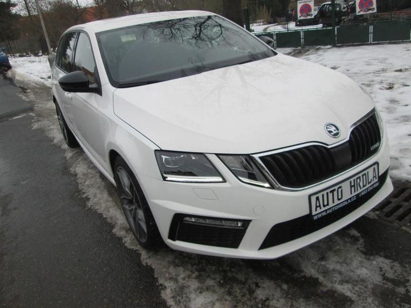 Gebraucht Skoda Octavia RS 184 PS (135 kW) 2017 Weiß Kombi
