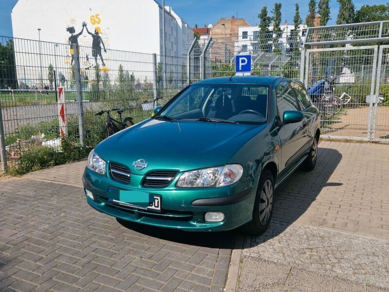 Grün Gebraucht 2002 Nissan Almera Limousine | 1.000 € (Fairer Preis) - Bild 1/4