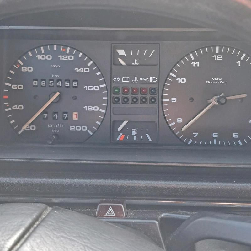 Brugt VW Jetta 70 HK (51 kW) 1991 Sølv Sedan