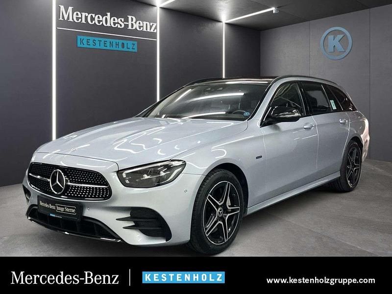 Hightechsilber Gebraucht 2021 Mercedes E300 AMG Kombi | 35.790 € (Fairer Preis) - Bild 1/4
