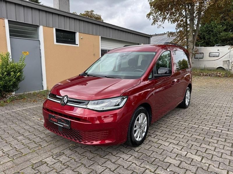 Rot Gebraucht 2021 VW Caddy Life Van / Kleinbus | 24.600 € (Guter Preis) - Bild 1/4