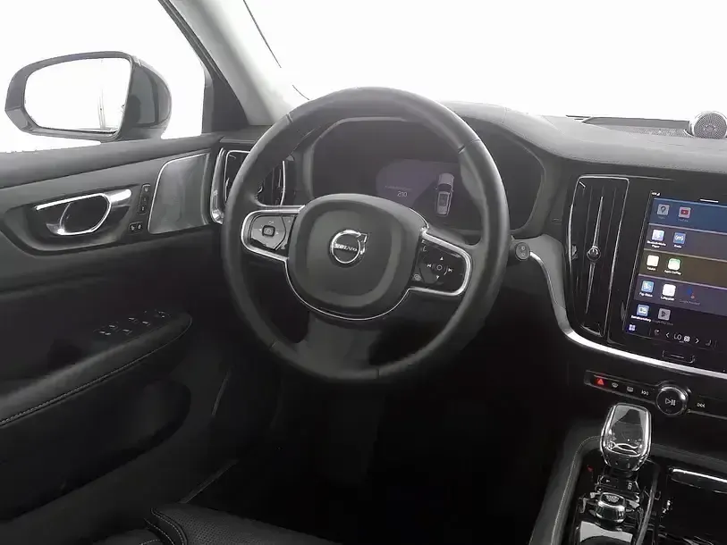 Gebraucht Volvo V60 Plus 455 PS (334 kW) 2024 Silber Kombi