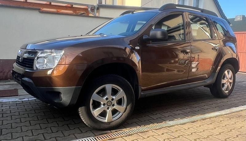 Gebraucht Dacia Duster Ambiance 105 PS (77 kW) 2010 Braun SUV